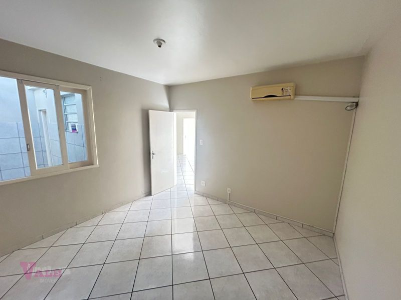 Sala no bairro DUQUE DE CAXIAS em SANTA MARIA