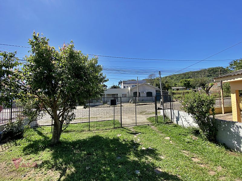 Casa 3 quartos  no bairro ITARARE em SANTA MARIA