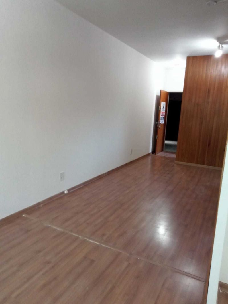 Sala 0 quarto  no bairro AUXILIADORA em PORTO ALEGRE