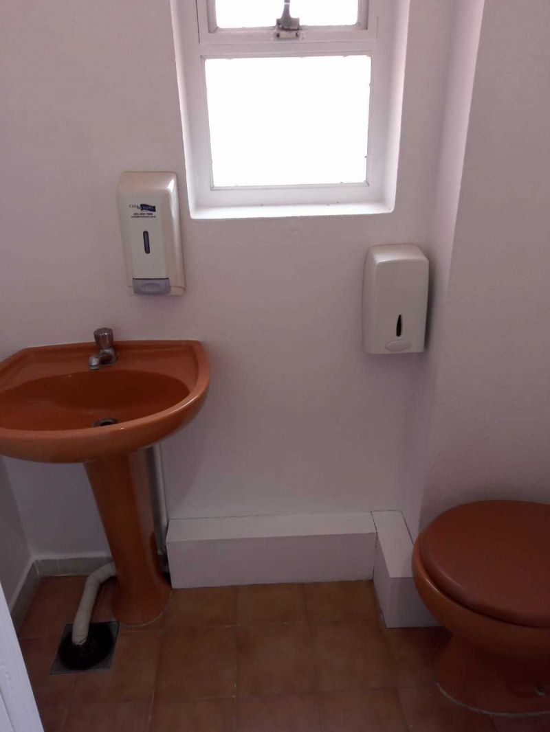 Sala 0 quarto  no bairro AUXILIADORA em PORTO ALEGRE