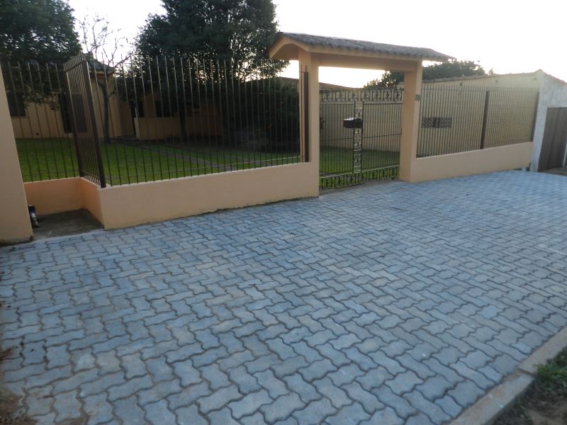 Casa 3d  no bairro PONCHE VERDE em