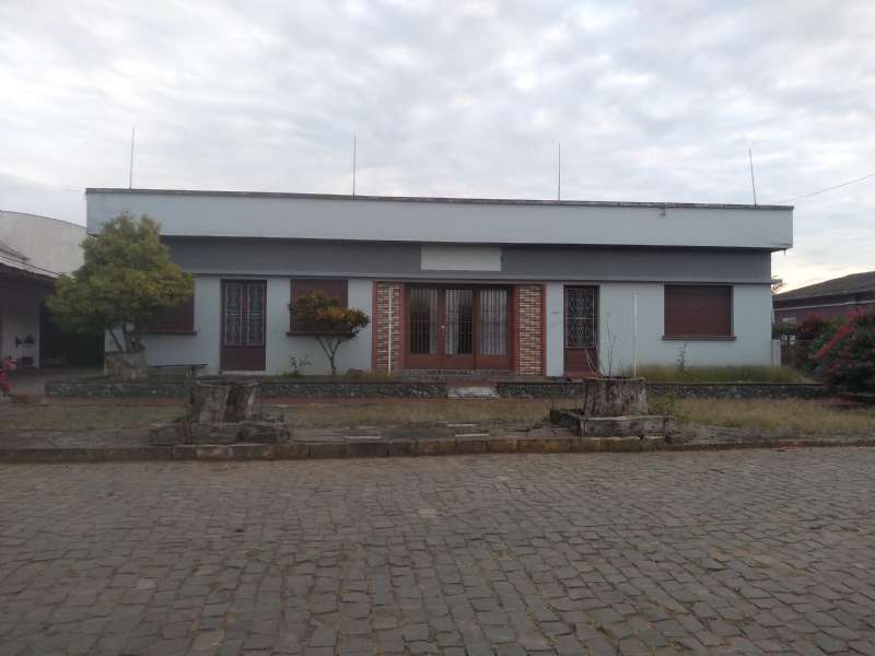 CASA - Centro - Cerro Branco