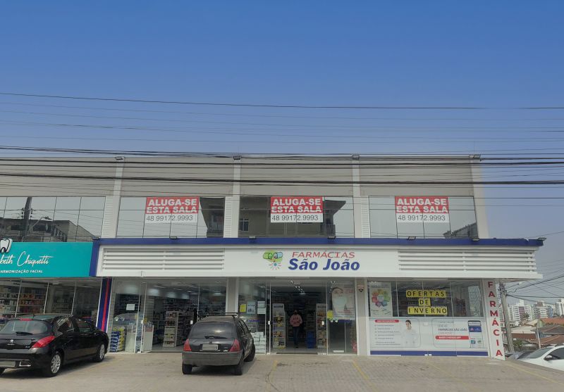 Sala Comercial no bairro JARDIM ATLÂNTICO em FLORIANOPOLIS