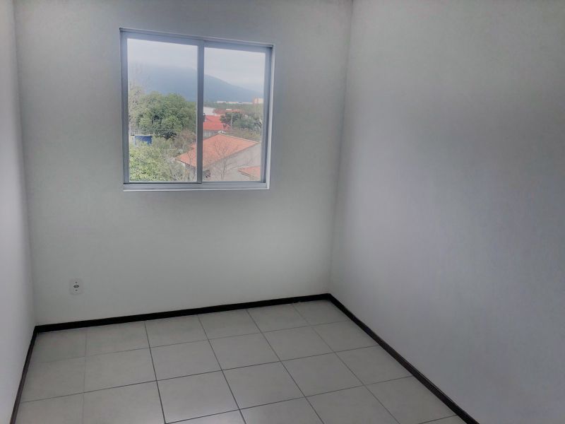 Apartamento 2 quartos  no bairro BARRA DO ARIRI� em PALHOCA