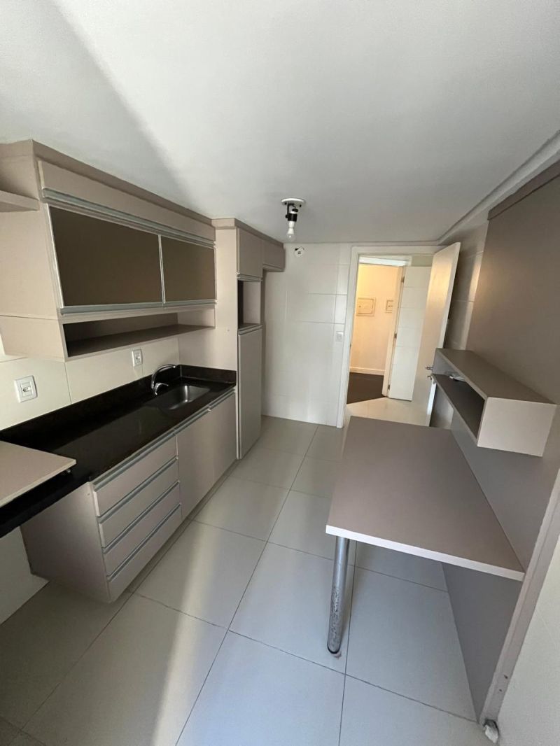 APARTAMENTO 3 quartos 