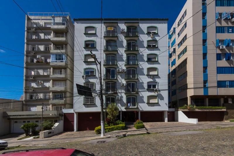 Apartamento 3 Quartos e  1 Suíte no bairro CENTRO em PELOTAS