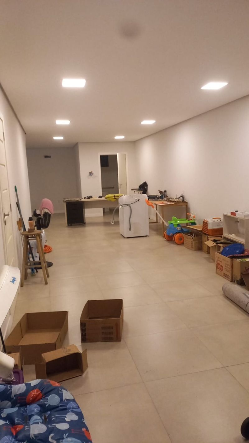 CASA COMERCIAL