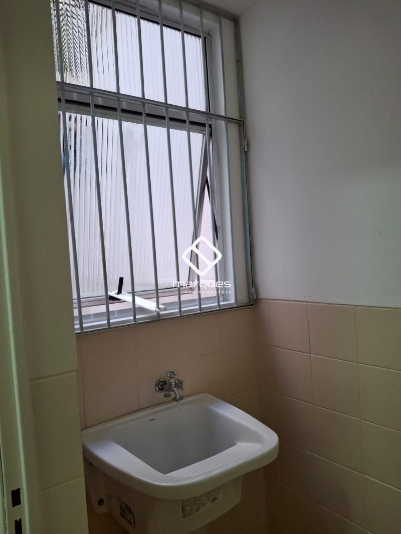 ÓTIMO PARA ESTUDANTES