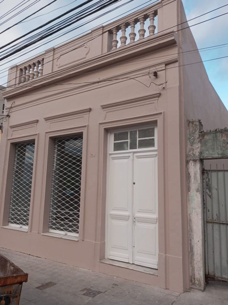 Casa Comercial no bairro CENTRO em PELOTAS