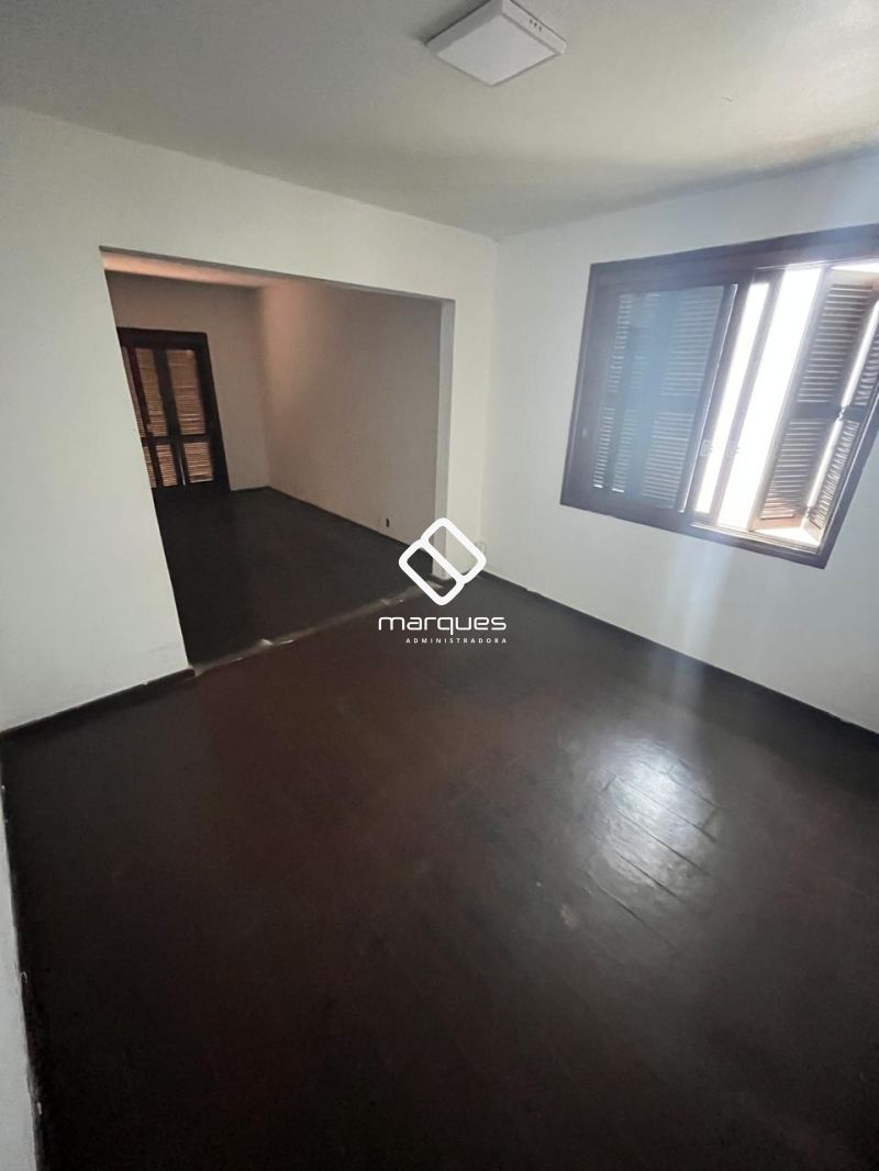 CASA COMERCIAL 3 quartos 