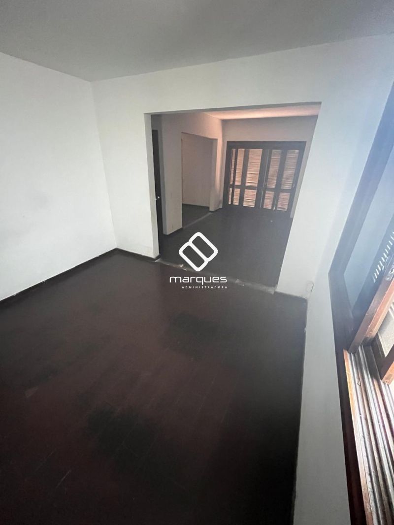 CASA COMERCIAL 3 quartos 