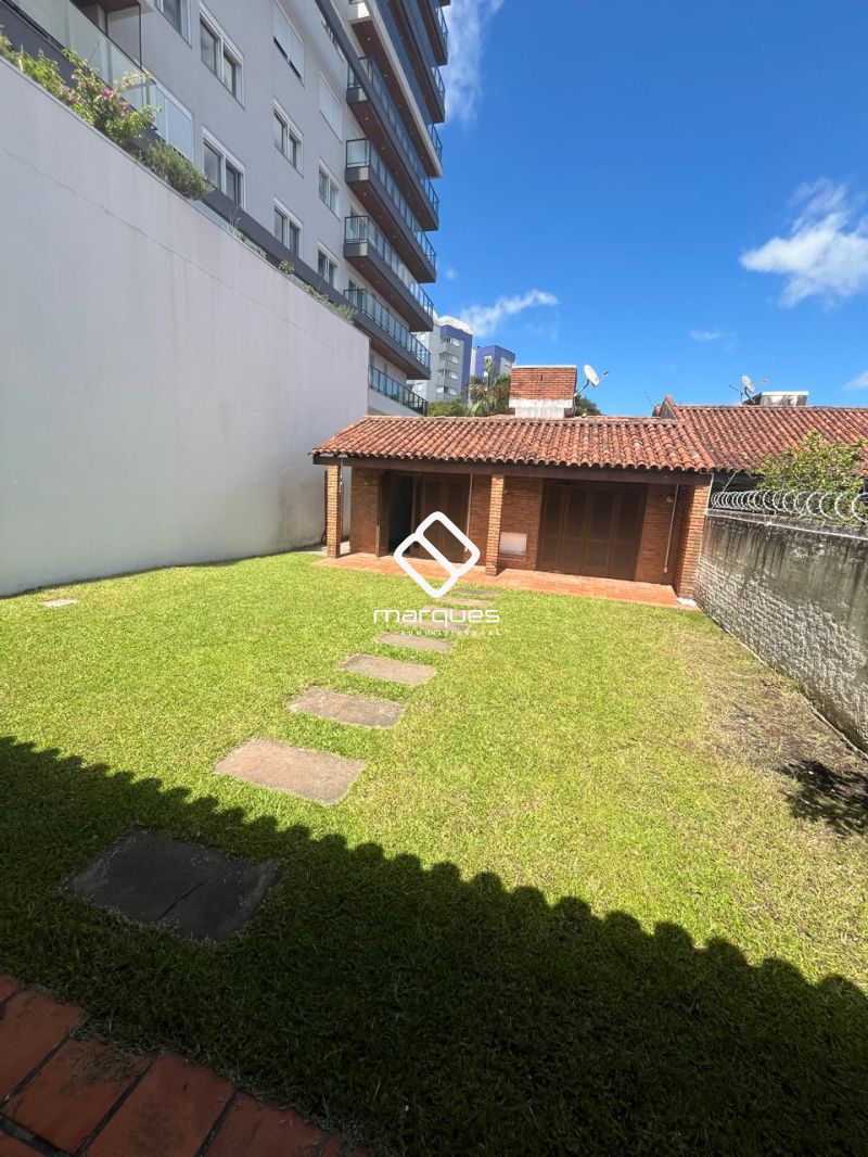 CASA COMERCIAL 3 quartos 