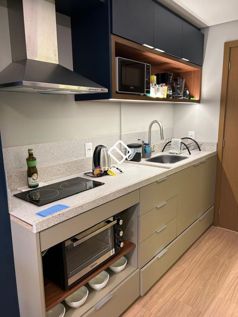 FLAT 1 quarto 