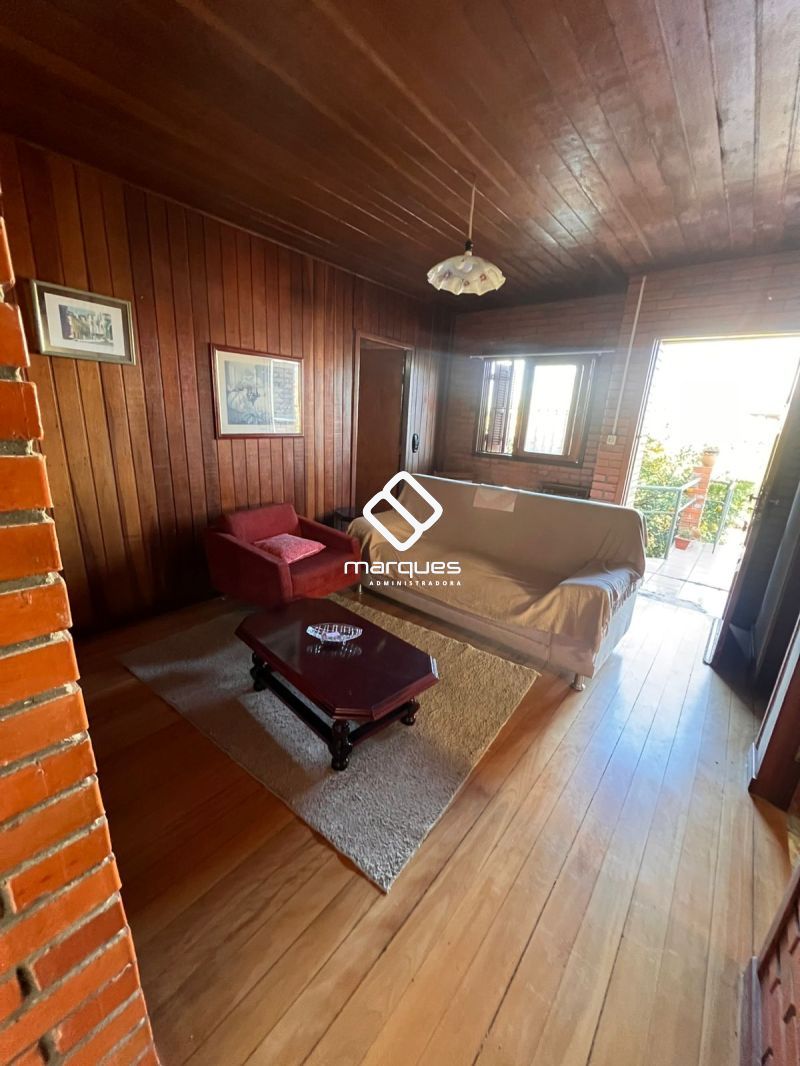 CASA/FUNDOS 1 quarto 