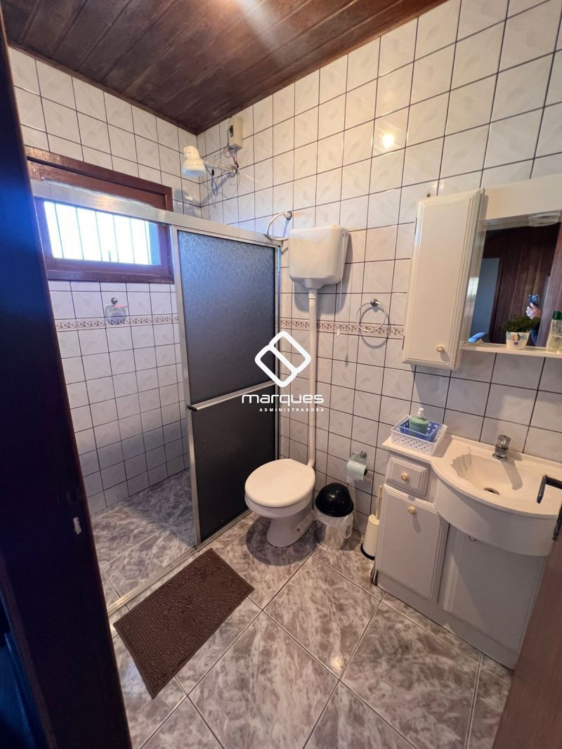 CASA/FUNDOS 1 quarto 