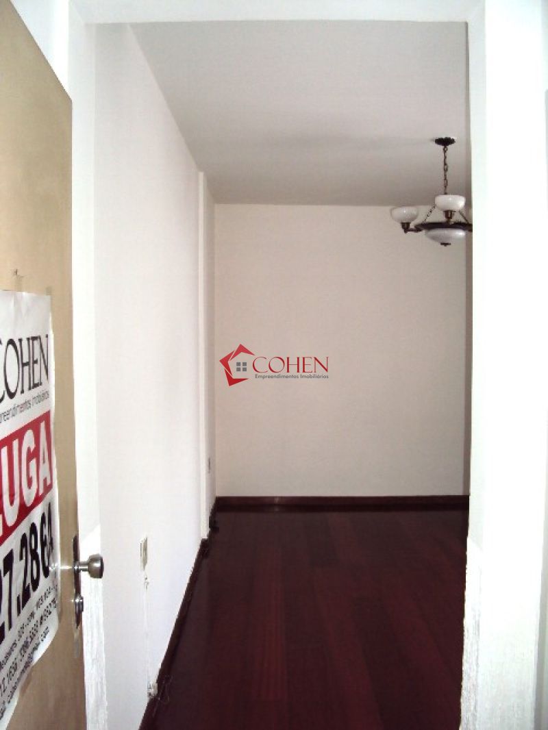 Apto 2D no bairro Floresta em Porto Alegre