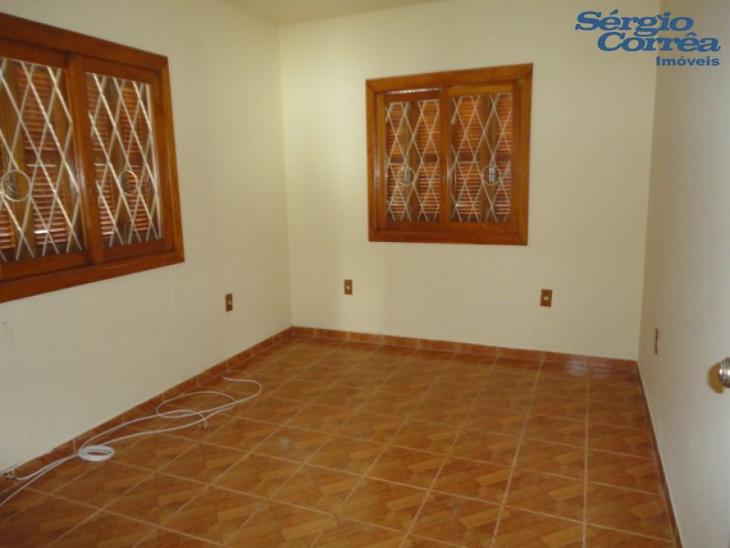 Ótima Casa com laje e pátio no Umuharama