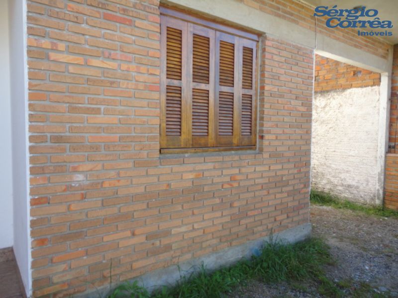 Ótima Casa com laje e pátio no Umuharama