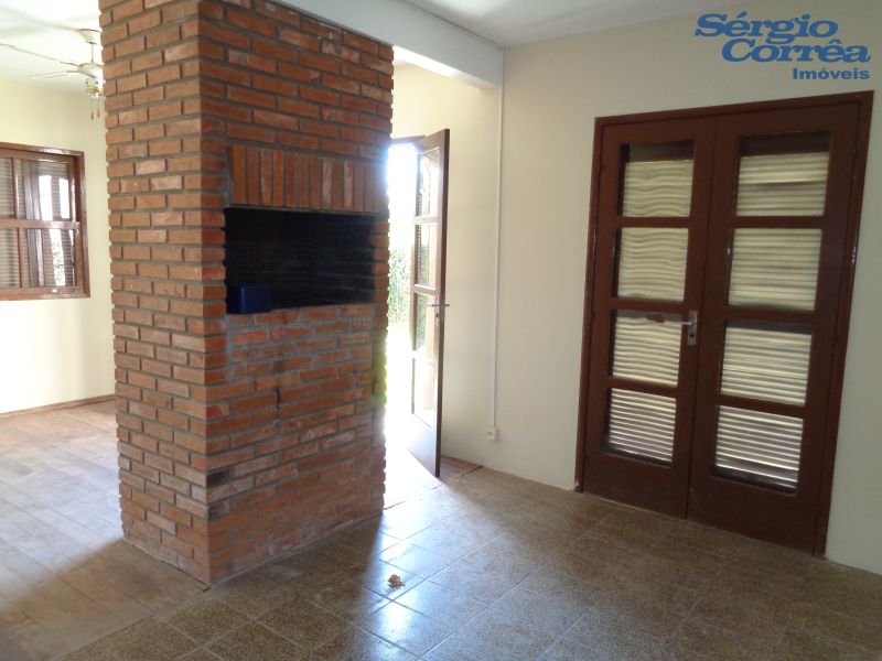 SOBRADO COM PISCINA LARANJAL 