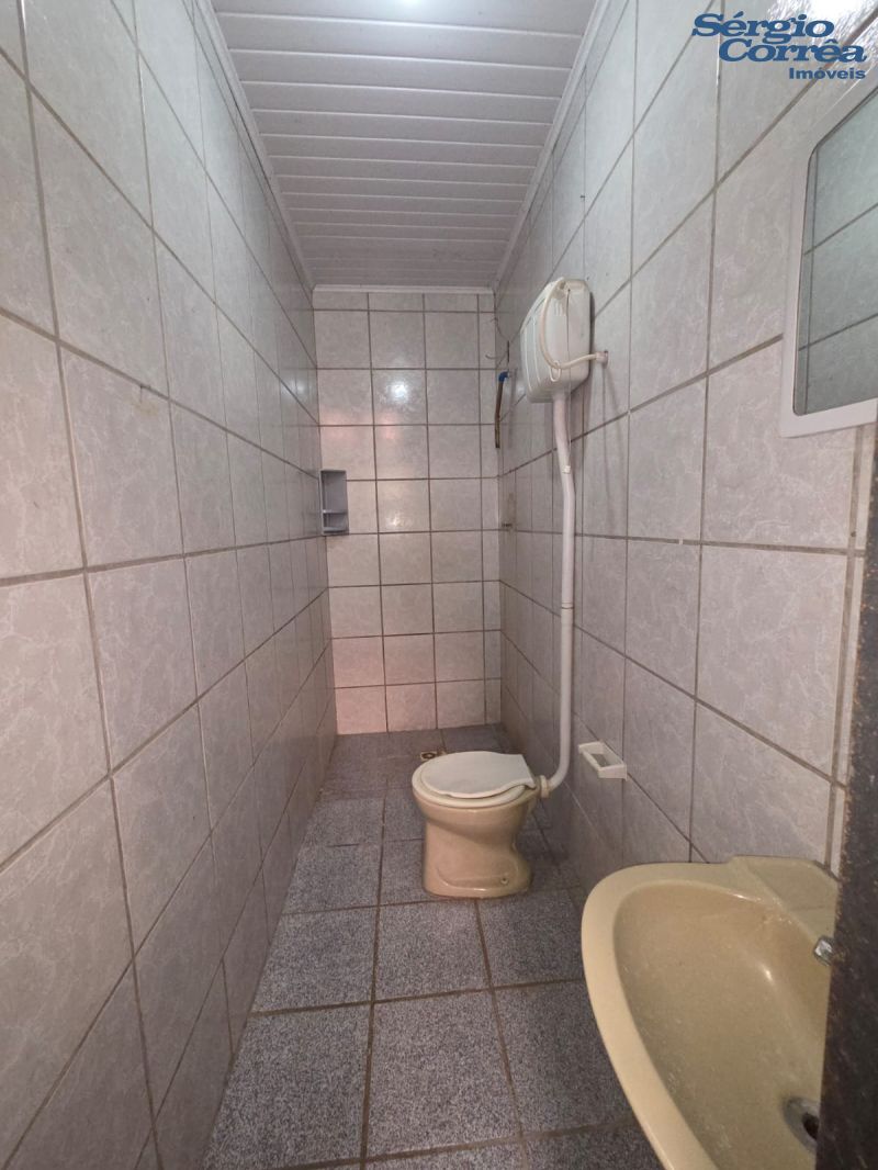 CASA  165m2 RUA PROF ARAÚJO