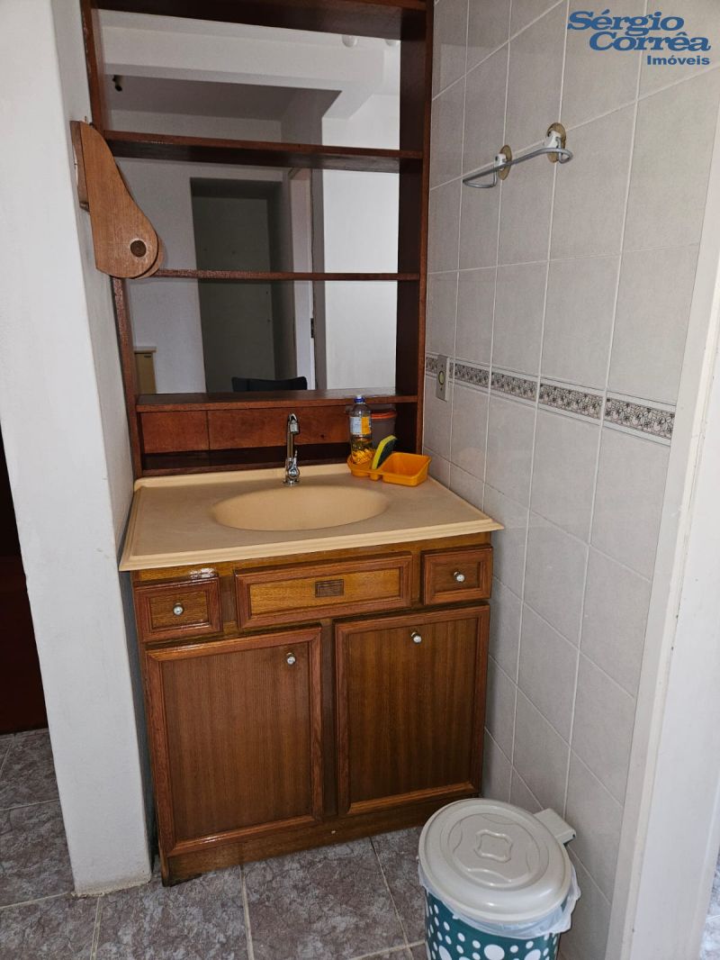 APARTAMENTO MOBILIADO COM ELEVADOR