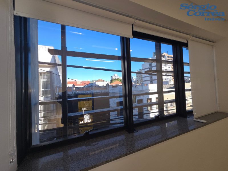SALA NOVA COM GARAGEM PRIVATIVA 