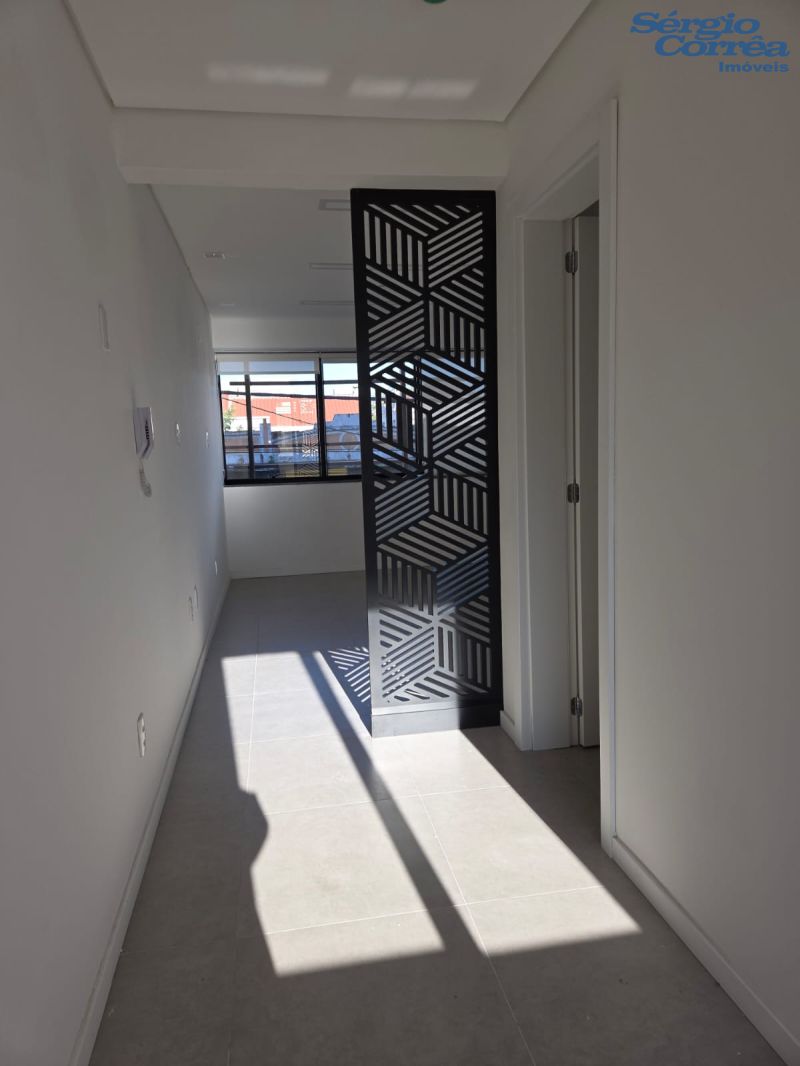 SALA NOVA COM GARAGEM PRIVATIVA 