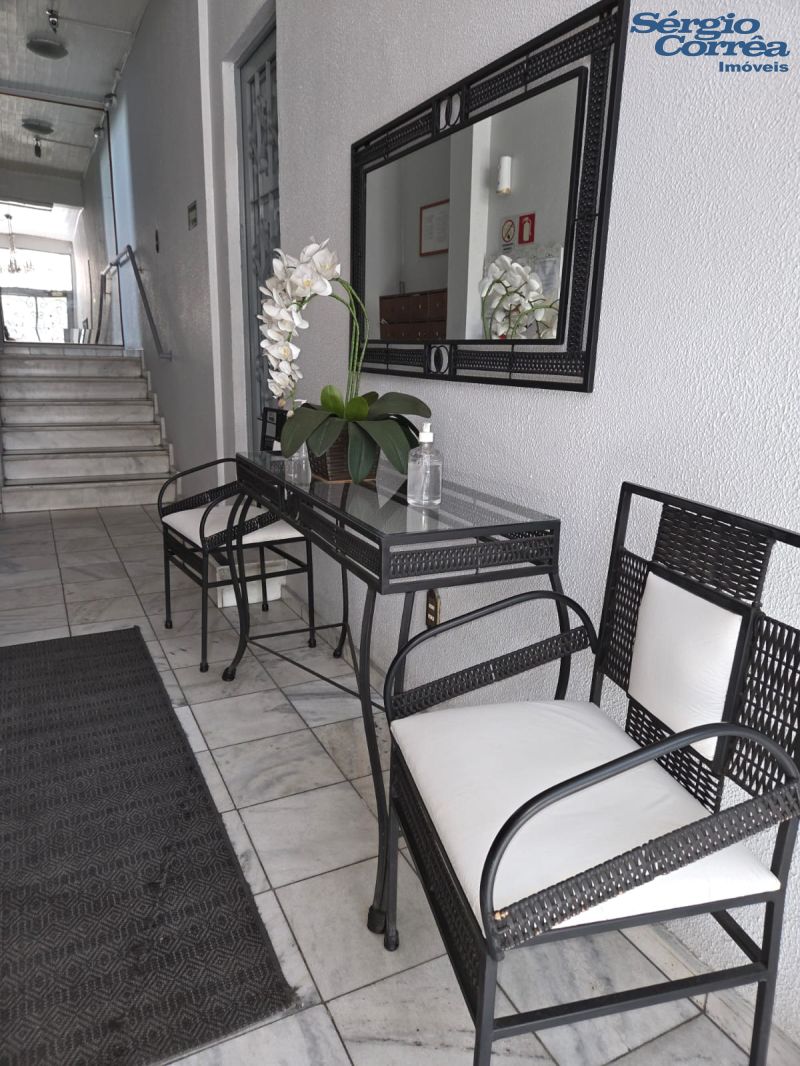 AMPLO APARTAMENTO  RUA GONÇALVES CHAVES