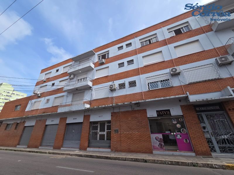 AMPLO APARTAMENTO  RUA GONÇALVES CHAVES