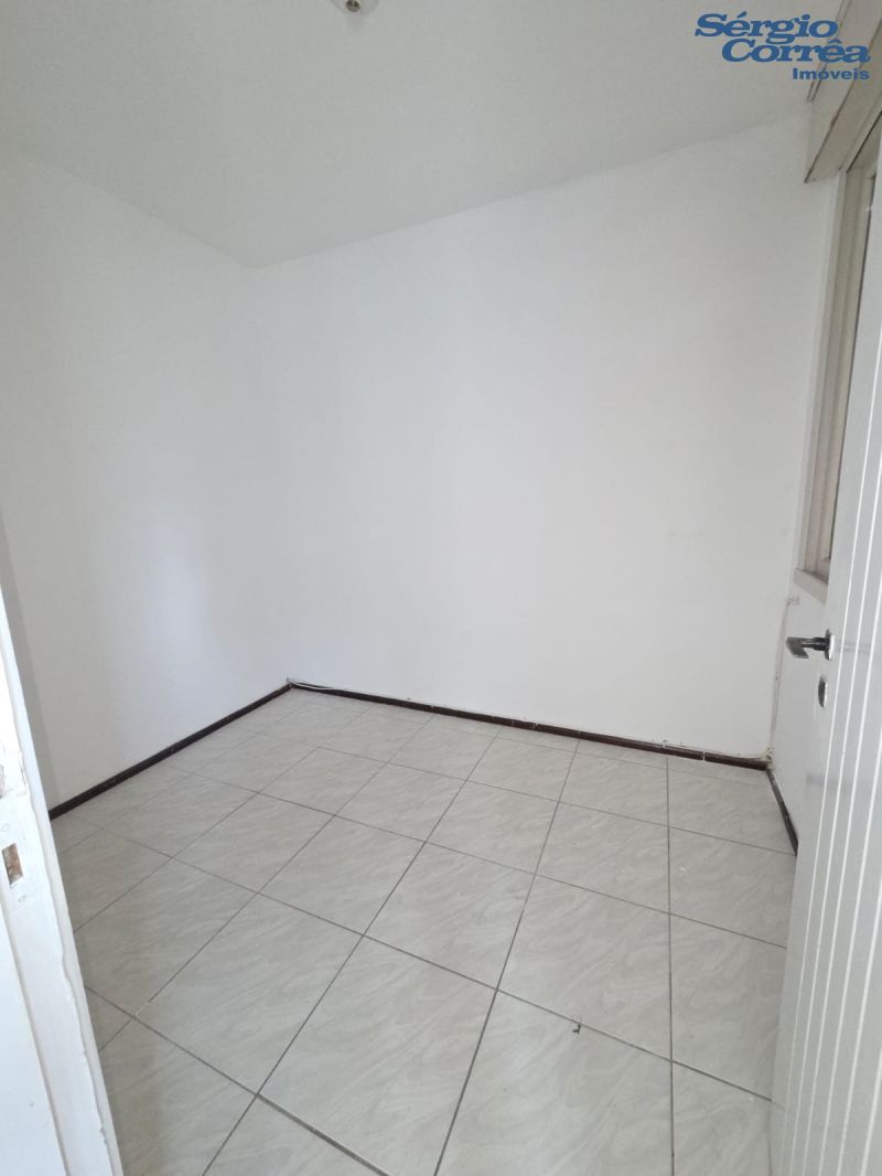 AMPLO APARTAMENTO  RUA GONÇALVES CHAVES