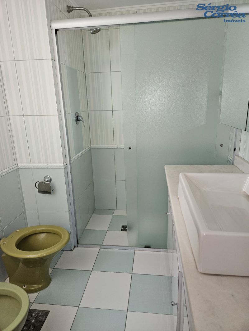 APARTAMENTO 3d  no bairro CENTRO em PELOTAS