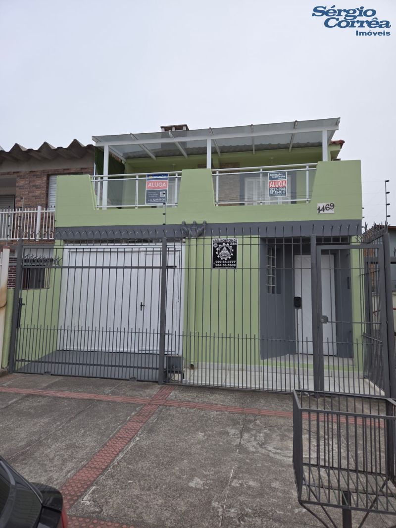 SOBRADO C/SUÍTE/GARAGEM/CHURRASQUEIRA