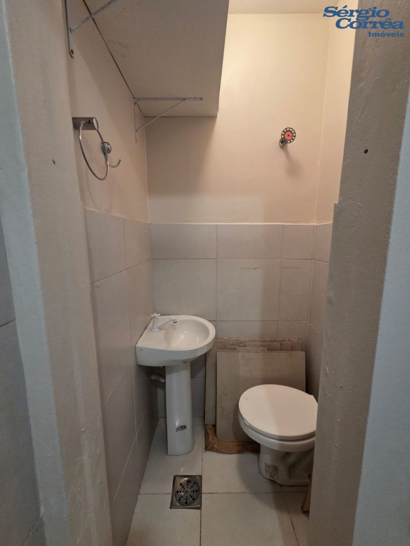 APARTAMENTO CENTRALÍSSIMO E ENSOLARADO