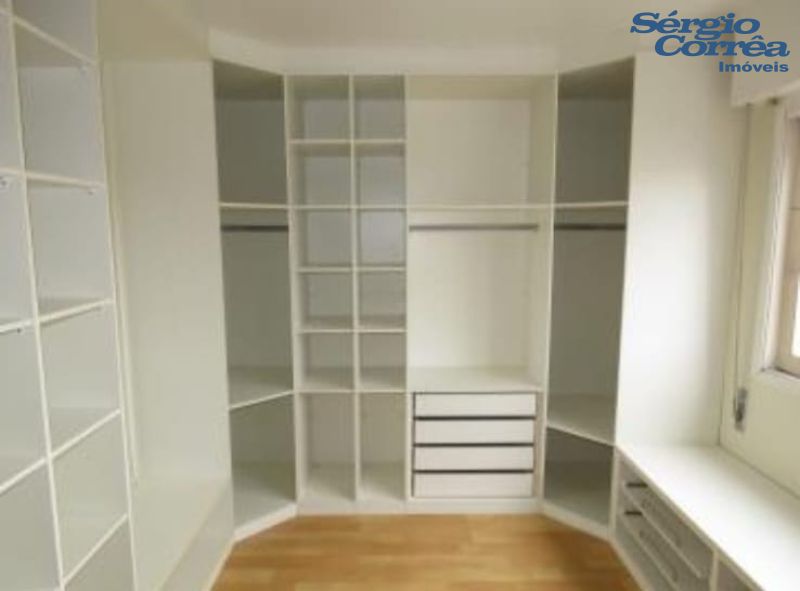 AMPLO APARTAMENTO SEMI-MOBLIADO