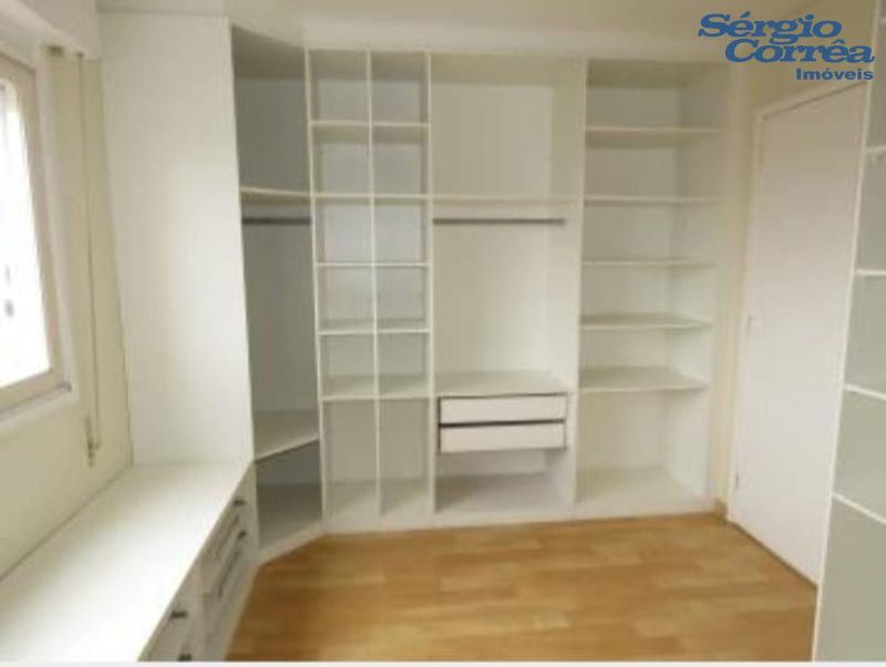 AMPLO APARTAMENTO SEMI-MOBLIADO