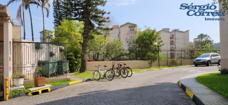 AMPLO APARTAMENTO SEMI-MOBLIADO