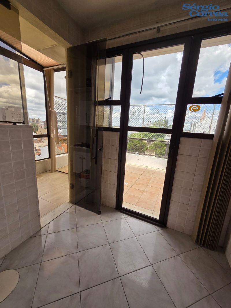 MORE A POUCOS METROS DA UCPel