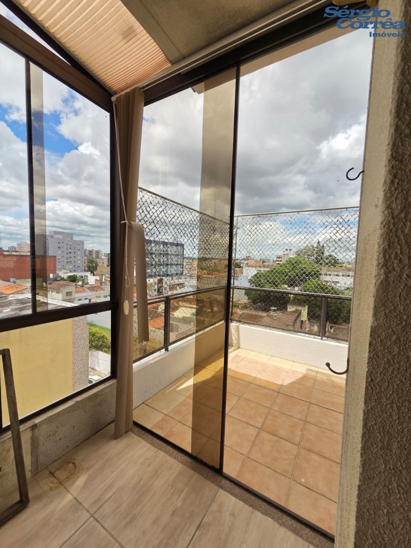 MORE A POUCOS METROS DA UCPel