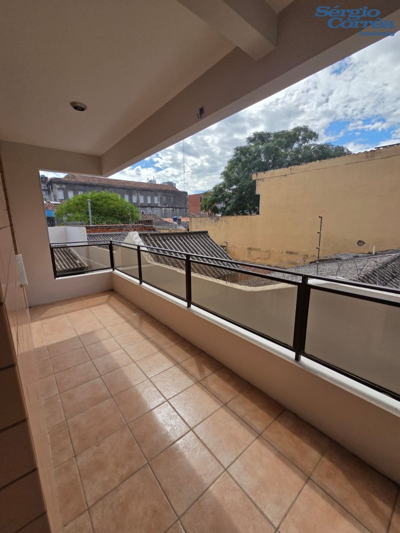 APARTAMENTO ENSOLARADO PERTINHO DA UCPEL