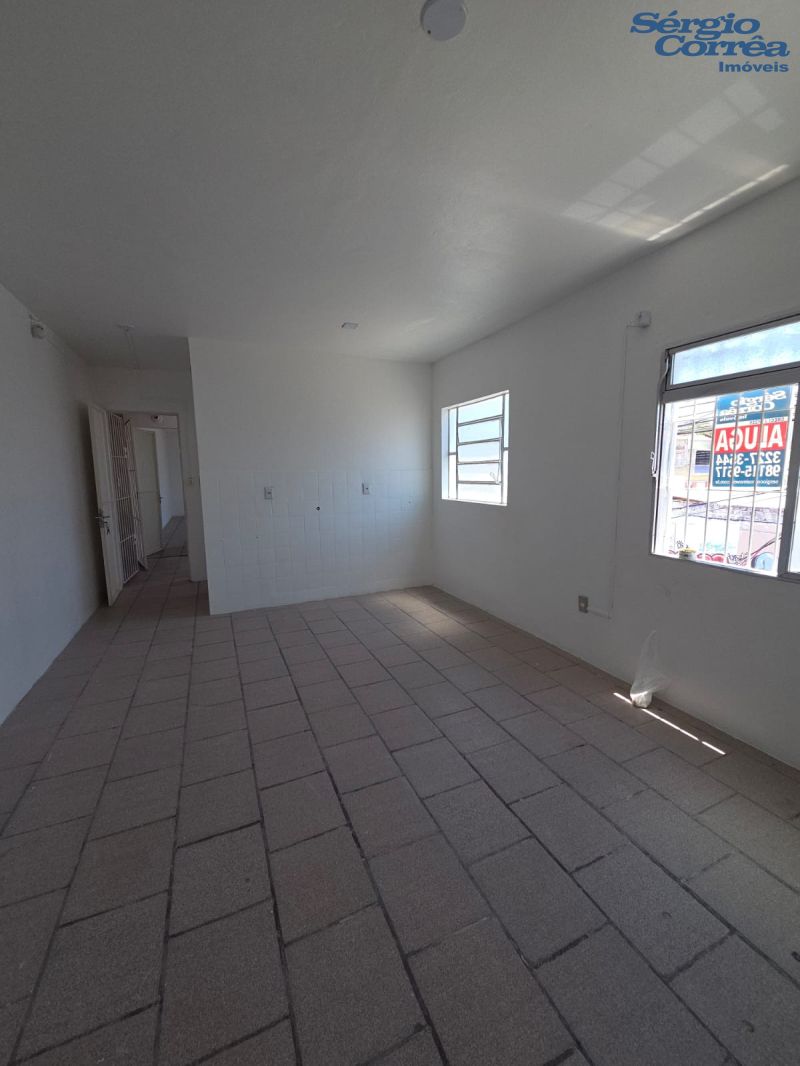 Sala Comercial no Centro: Localização Privilegiada com Ótimo Custo-Benefício