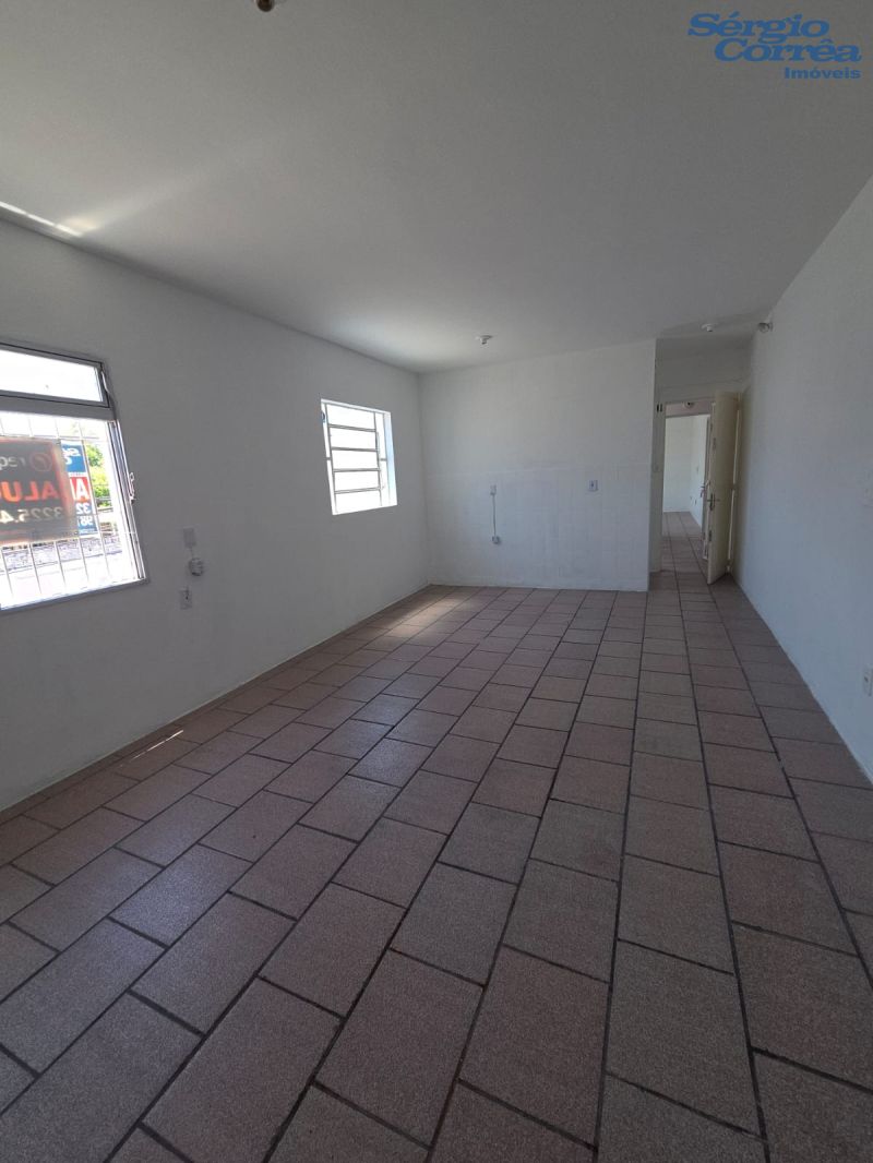 Sala Comercial no Centro: Localização Privilegiada com Ótimo Custo-Benefício