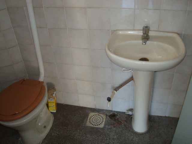 SALA AMPLA RUA VOLUNTARIOS 72M2