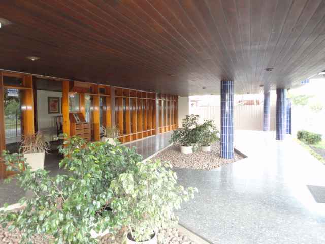 AMPLO APARTAMENTO AVENIDA DOM JOAQUIM