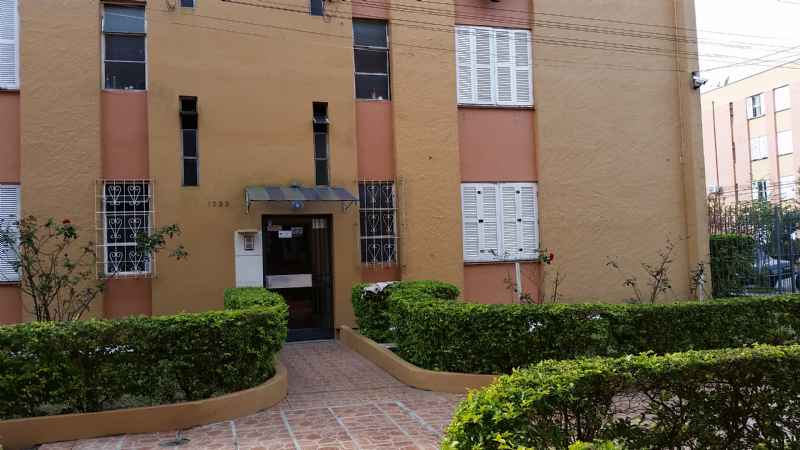 APARTAMENTO - Centro - Pelotas