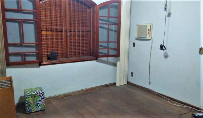 Casa 3 quartos  no bairro VILA SANTA CEC�LIA em Volta Redonda