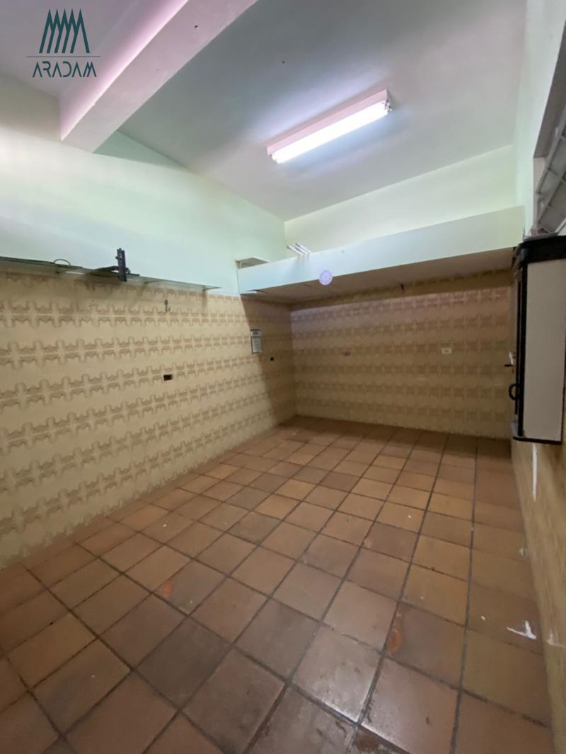 Monte Seu Negcio Aqui! Salo de 30m no Parque Br...