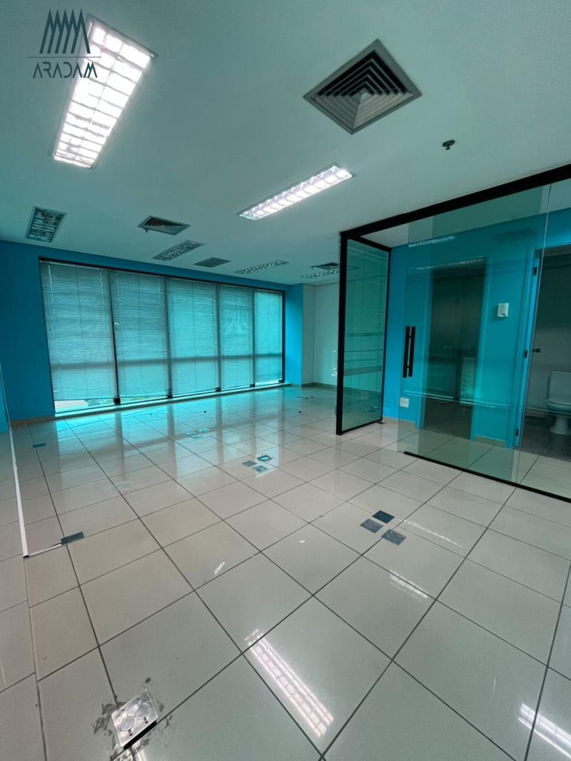 Sala Comercial em Frente a estação Moe...