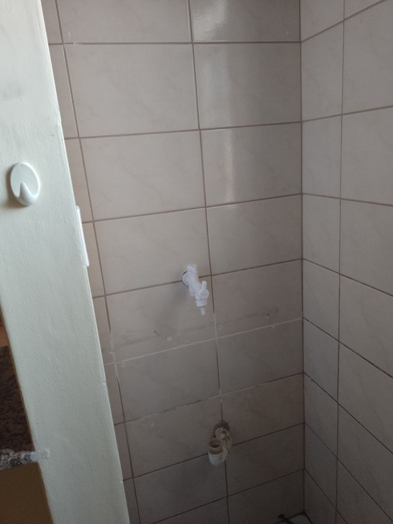 Kit / JK 1 quarto  no bairro CENTRO em PELOTAS