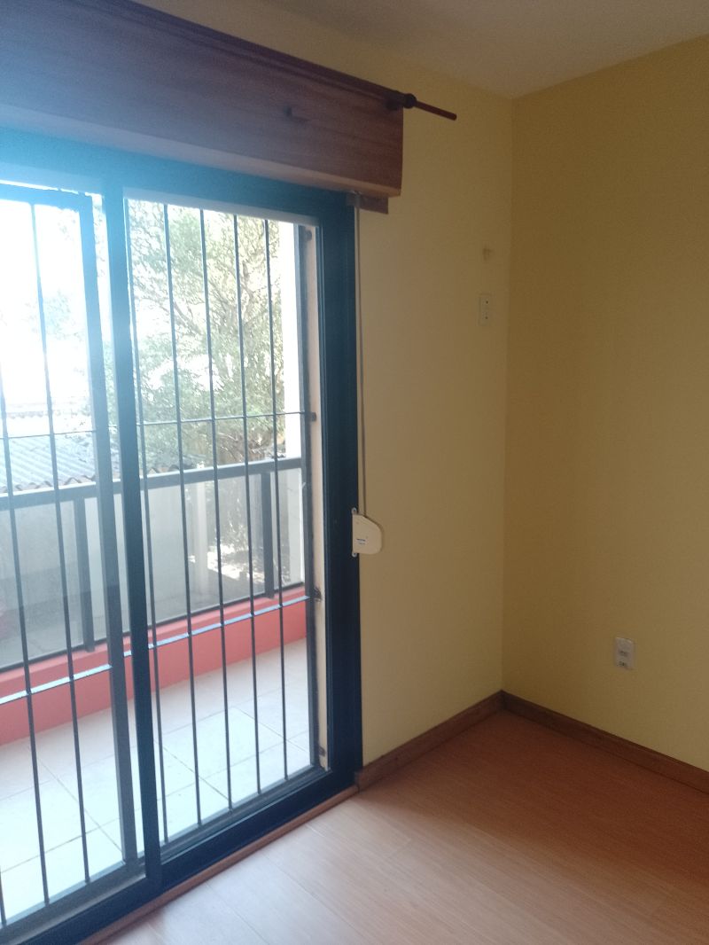 Kit / JK 1 quarto  no bairro CENTRO em PELOTAS