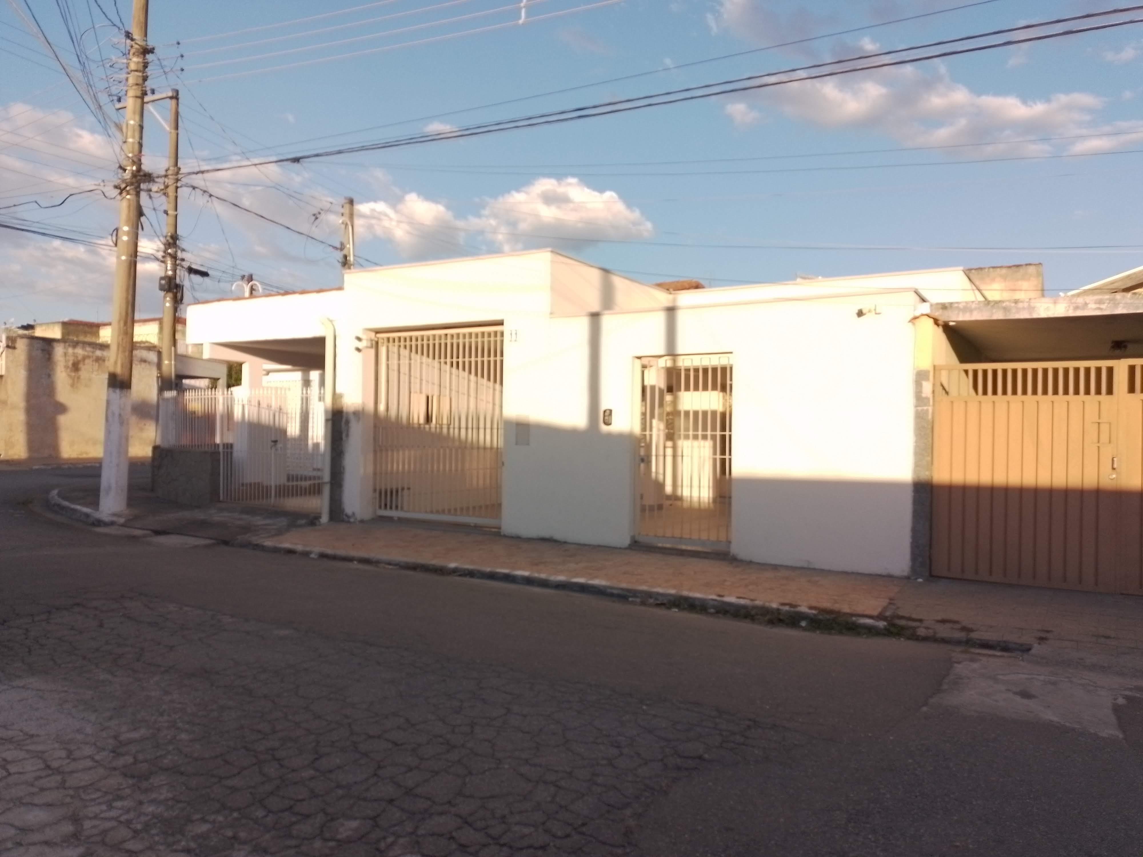 CASA - Nucleo Residencial Costa E Silva - Guaratingueta